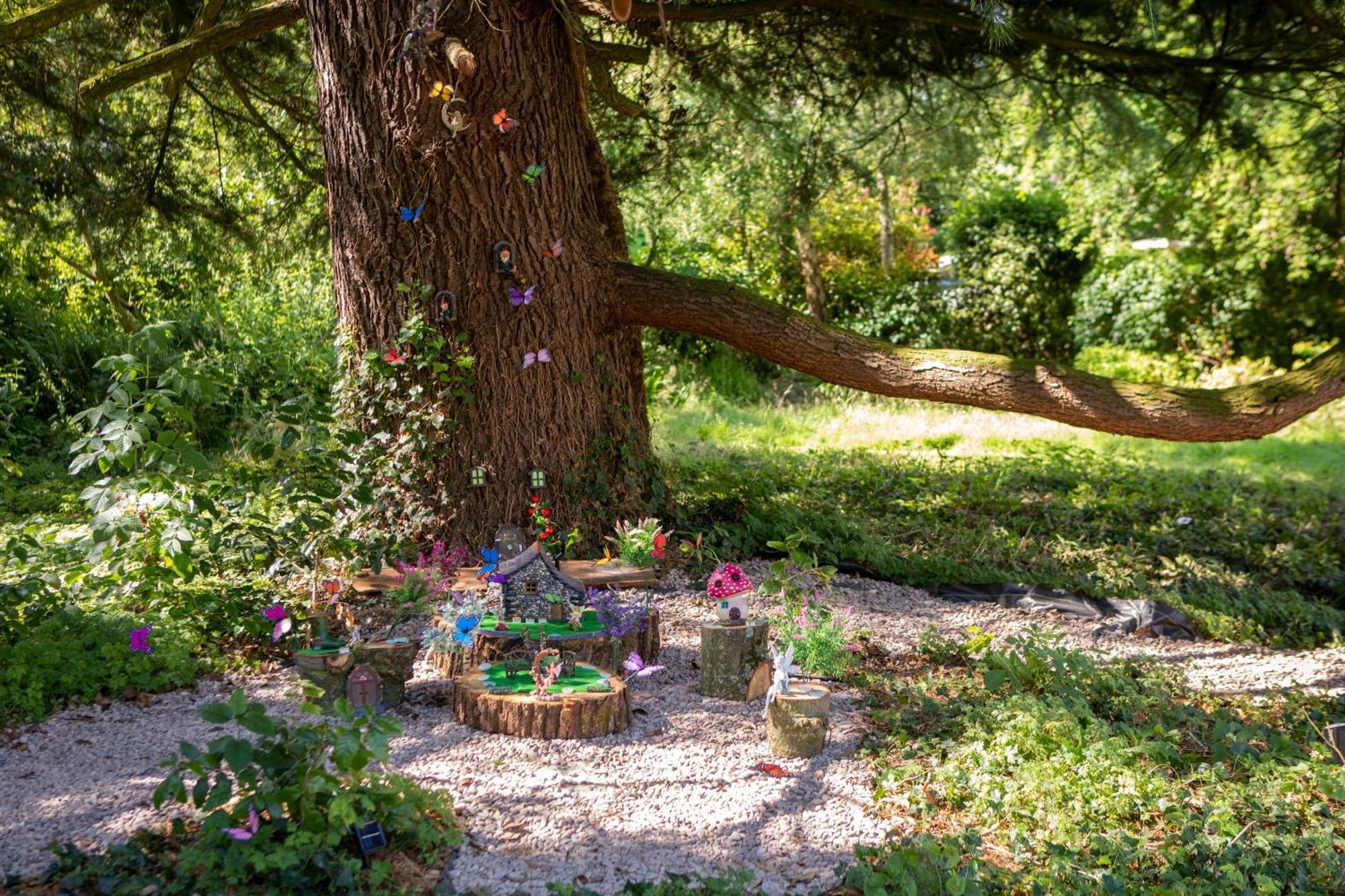 Stargazer Glamping Uk The Mahal 8 People Hotel Ross-on-Wye Ngoại thất bức ảnh