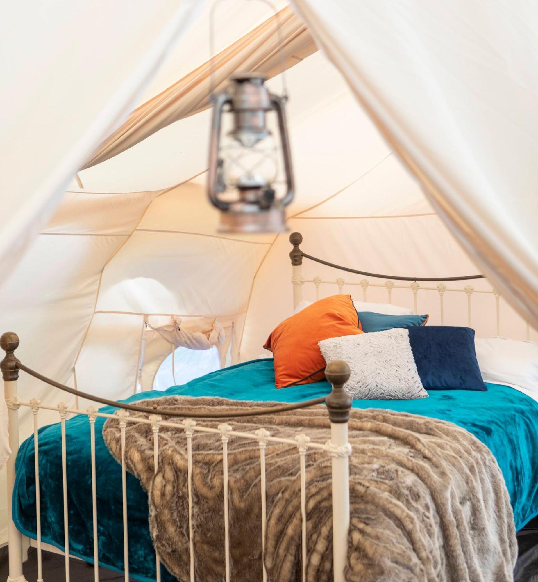 Stargazer Glamping Uk The Mahal 8 People Hotel Ross-on-Wye Ngoại thất bức ảnh